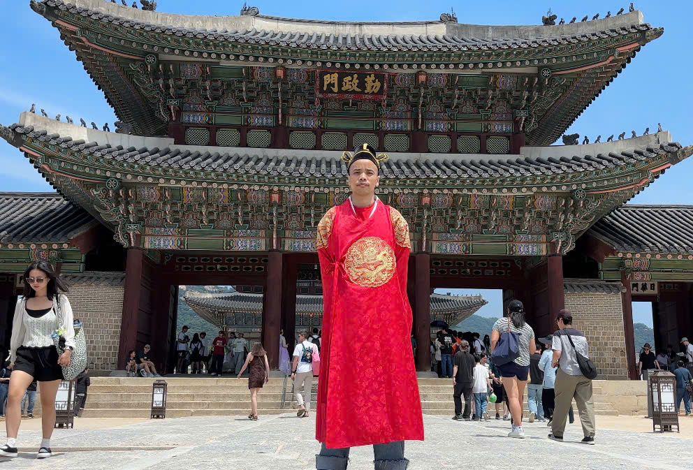 한복 (Hanbok)